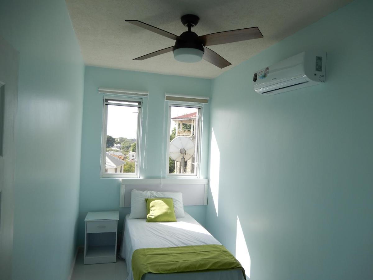 Oistins Bayview Apartments Christ Church Ngoại thất bức ảnh